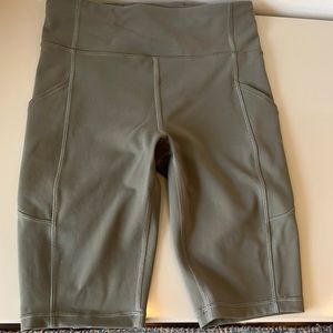 Gently worn Lululemon 10’ shorts.